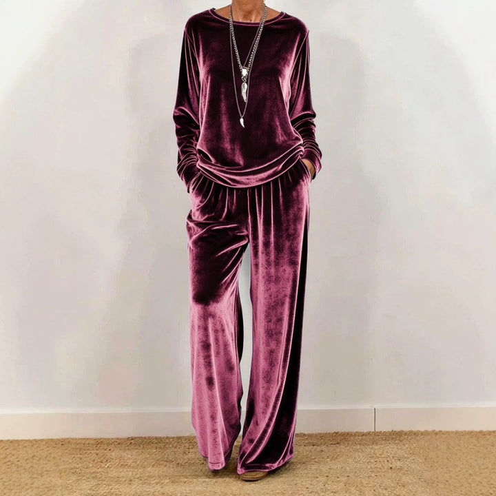 Women Velvet Loungewear Set with Wide Leg, Elastic Waistband and Round Neckline Mune Fashion