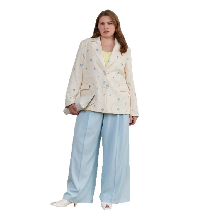 Women’s boxy cut blazer with floral all-over print and flap pockets Mune Fashion