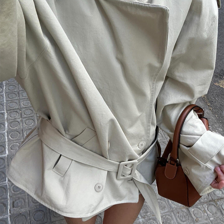 Women's short trench coat made of cotton blend with waist belt & shoulder epaulettes Mune Fashion