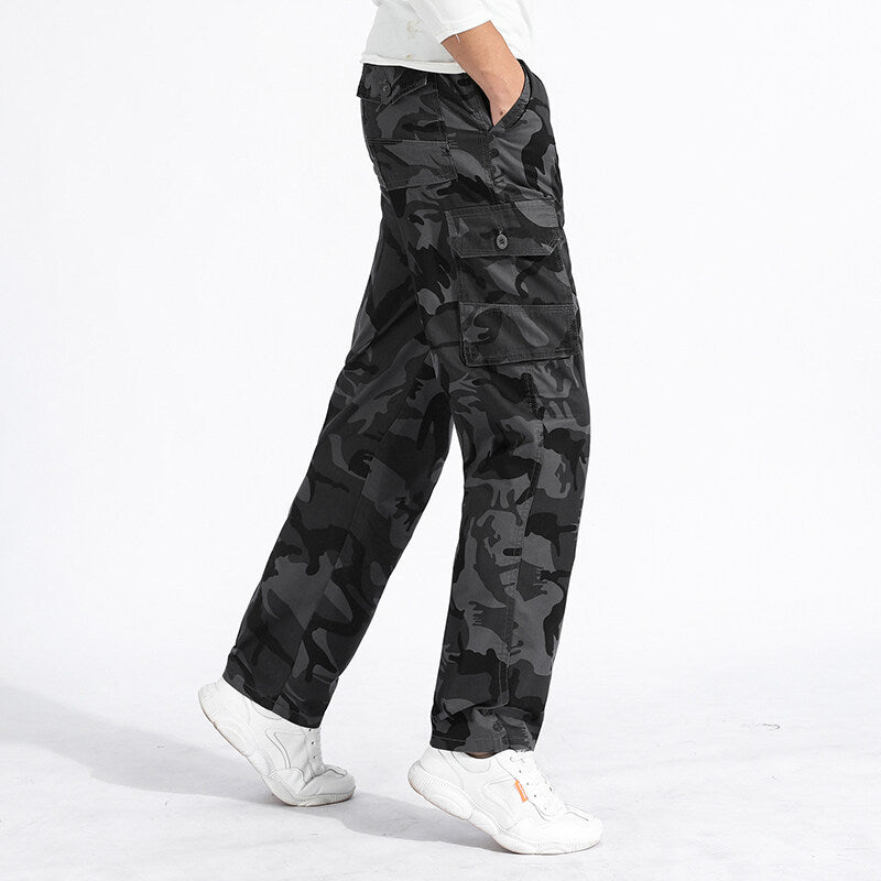 Men's Camouflage Cargo Pants in Army Style with Straight Cut, Multiple Pockets & Durable Seams Mune Fashion