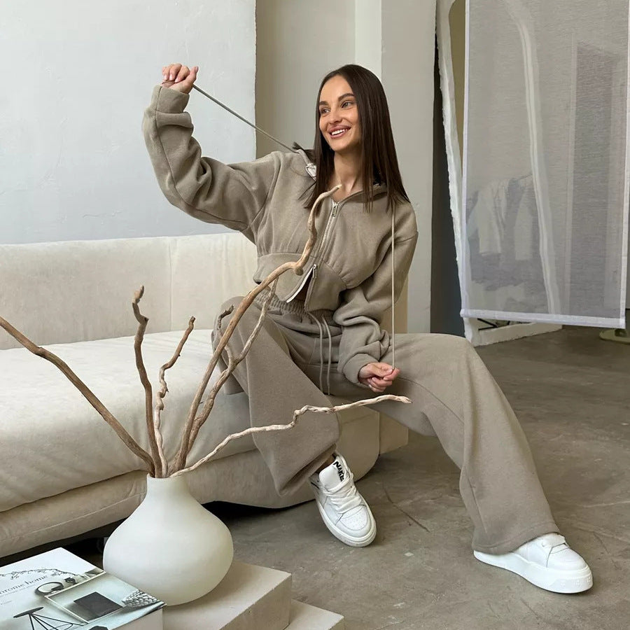 Women's Short Zip Hoodie with Drawstring Waist and Wide Palazzo Jogging Pants Mune Fashion