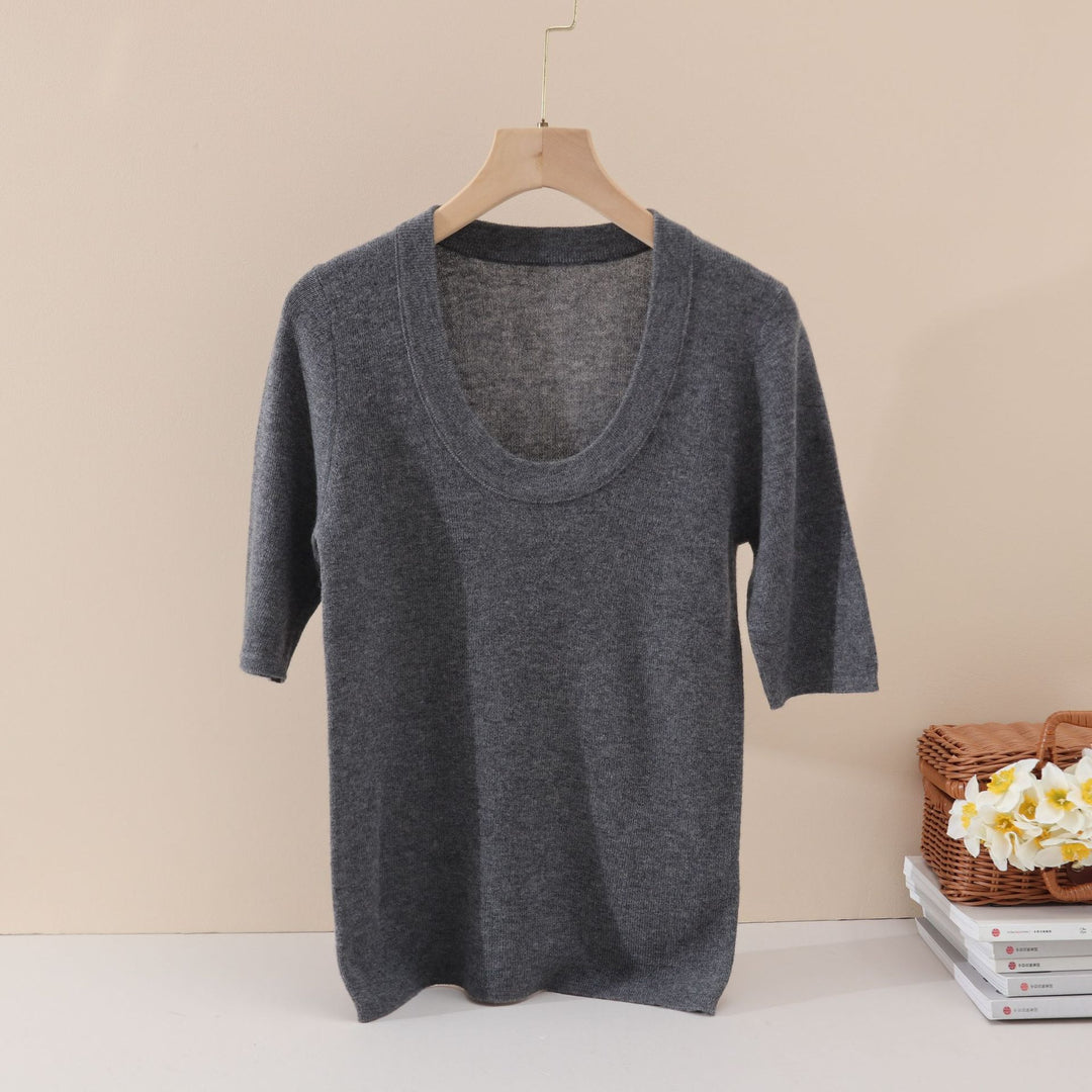 Ladies Fine Fine Knit Shirt with Deep Round Neck and Three-Quarter Sleeves Mune Fashion