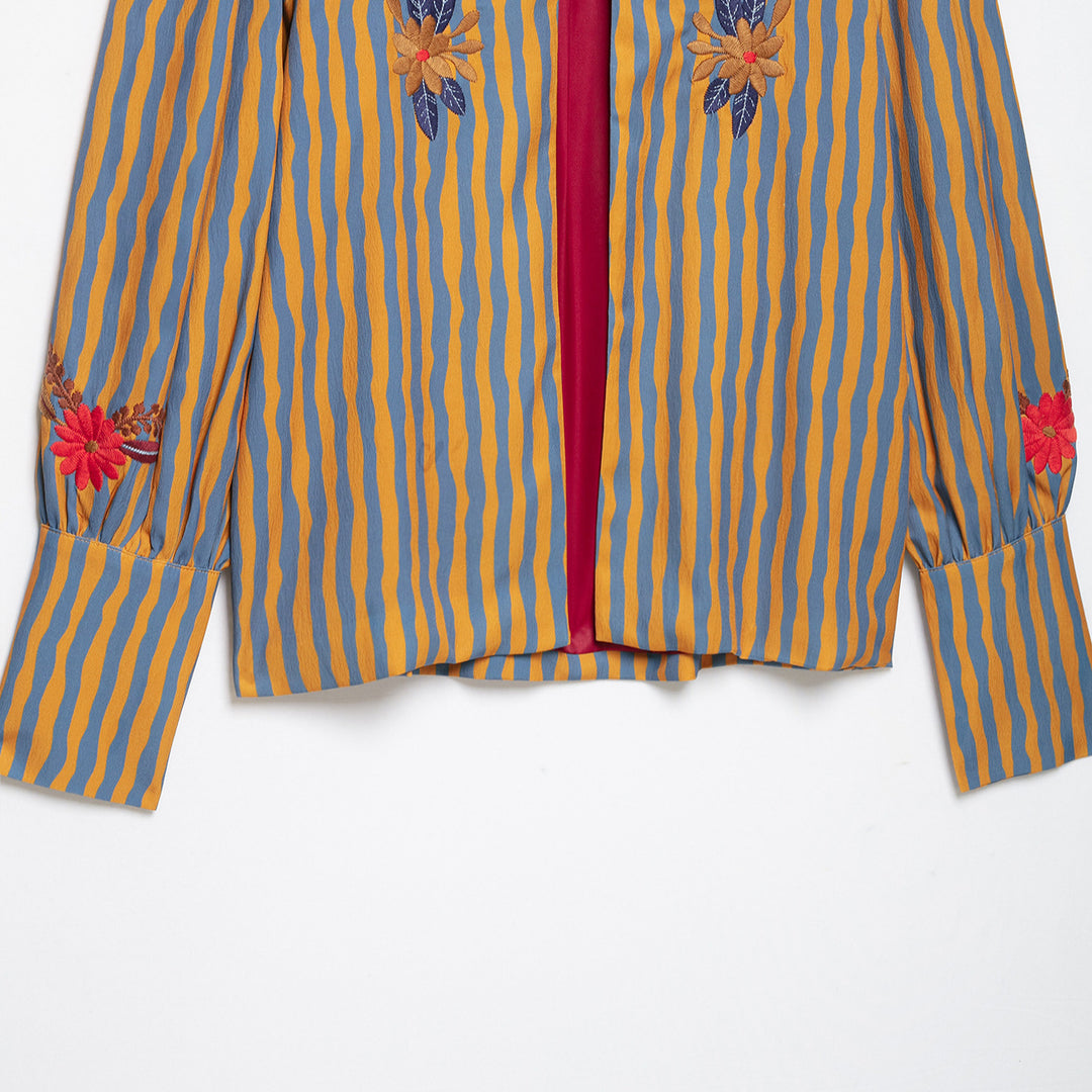 Women's Striped Cropped Blouse with Floral Embroidery Mune Fashion