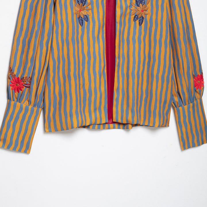 Women's Striped Cropped Blouse with Floral Embroidery Mune Fashion