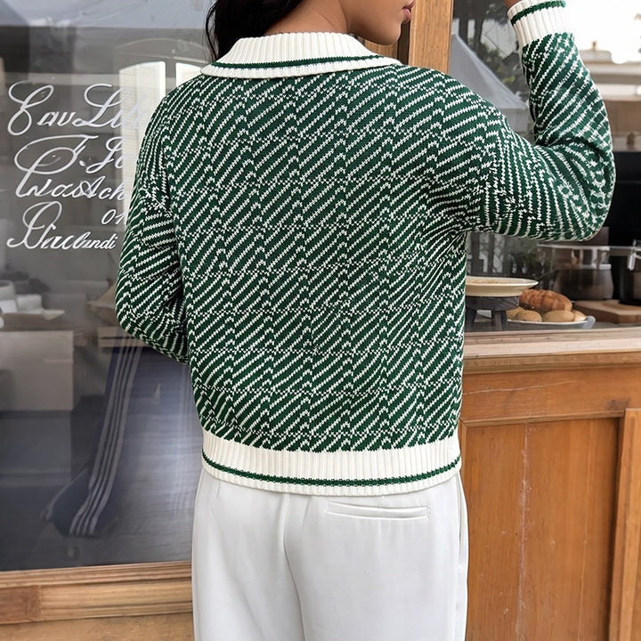 Ladies Elegant Sweater with Polo Collar and Zigzag Pattern Mune Fashion