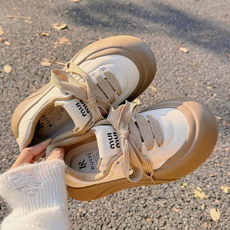 Women's platform sneakers with comfortable padding and trendy design Mune Fashion