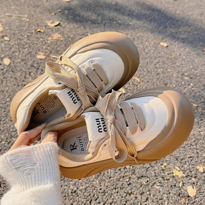Women's platform sneakers with comfortable padding and trendy design Mune Fashion