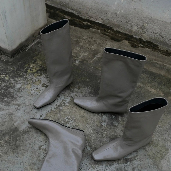 Women Soft Knee-High Slouch Boots with Pointed Toe Shape and Ergonomic Flat Sole Mune Fashion