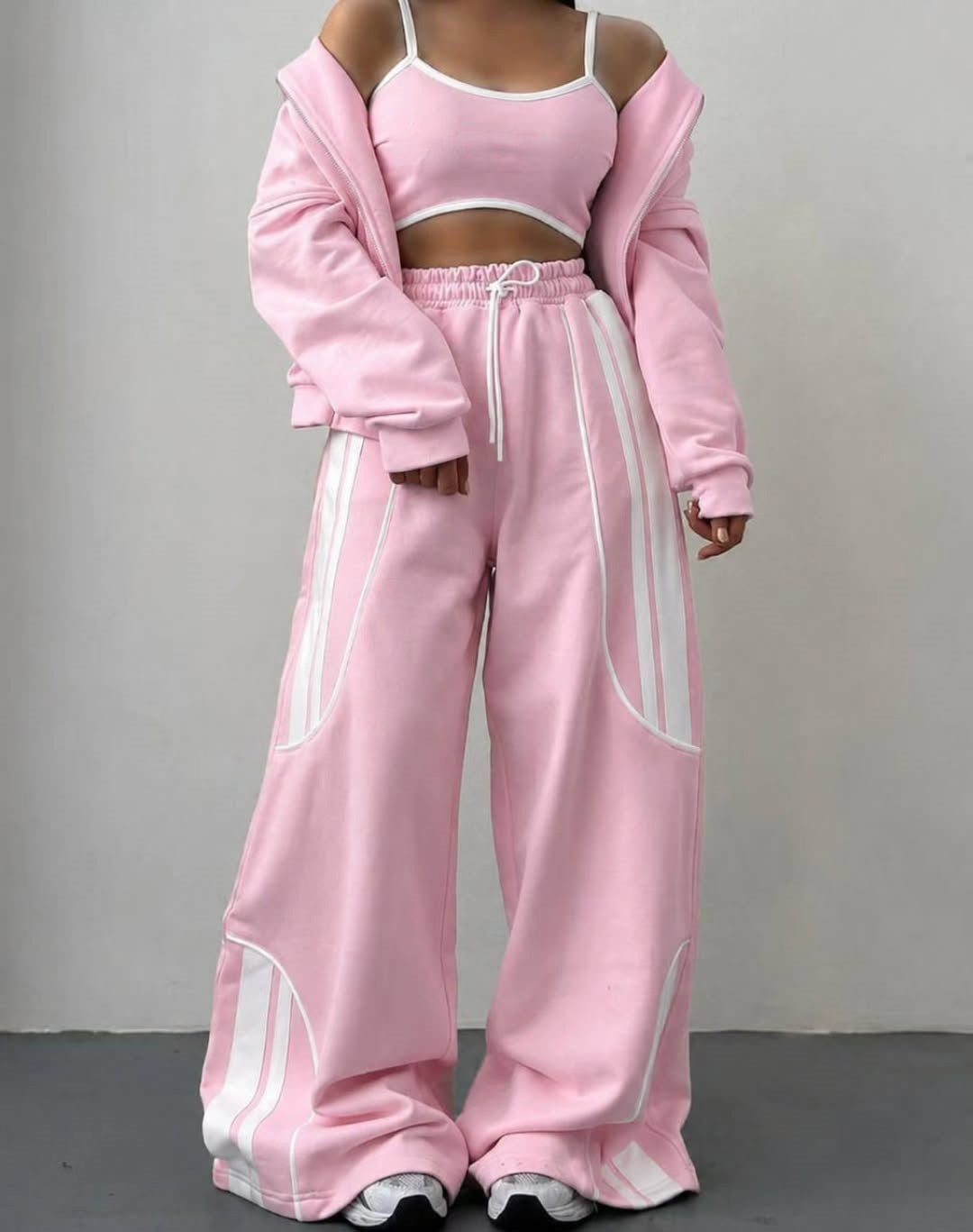 Women's Oversize Hooded Sweat Jacket with Zipper and Wide Track Pant Set Mune Fashion