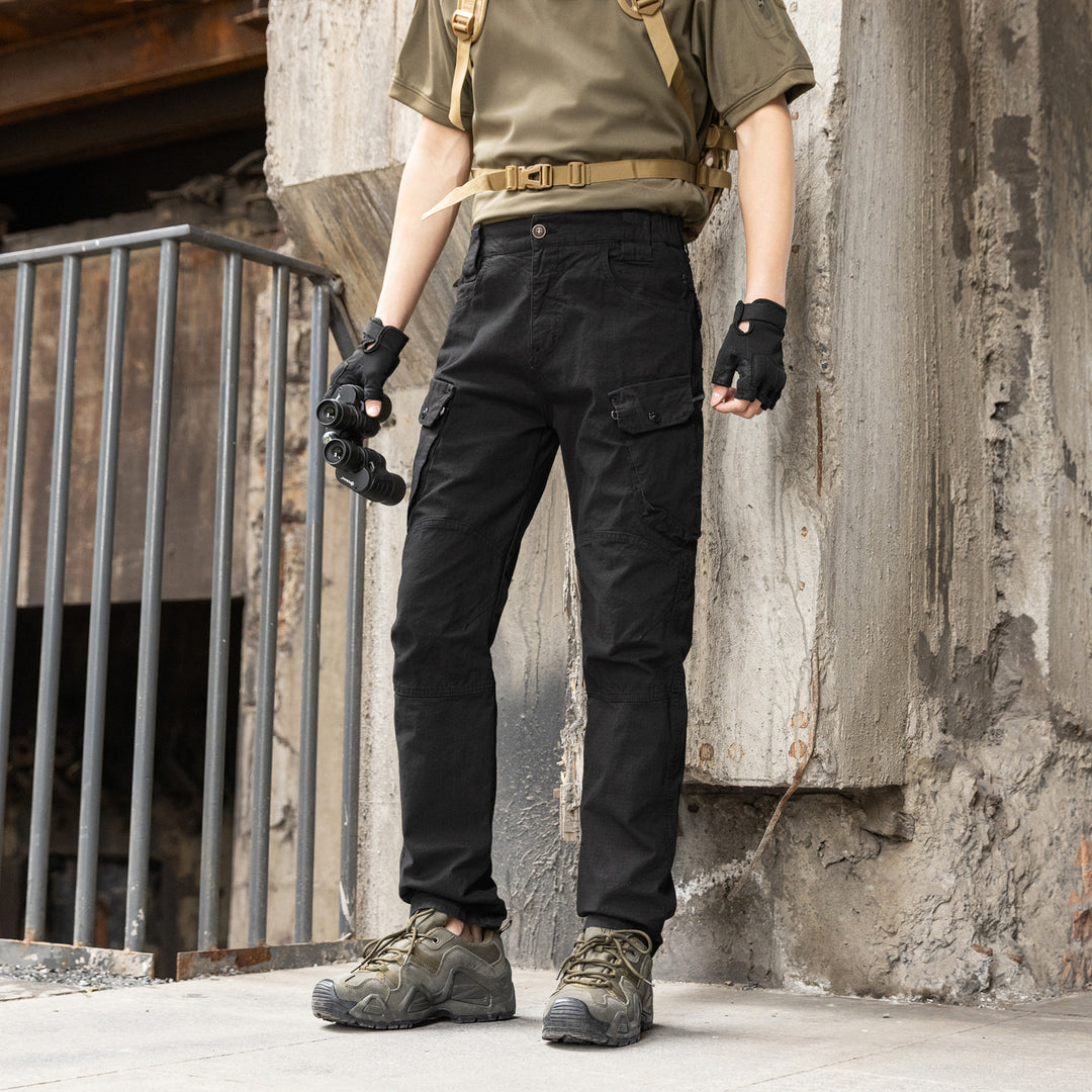 Men's robust cargo pants with reinforced knee sections and multiple pockets Mune Fashion