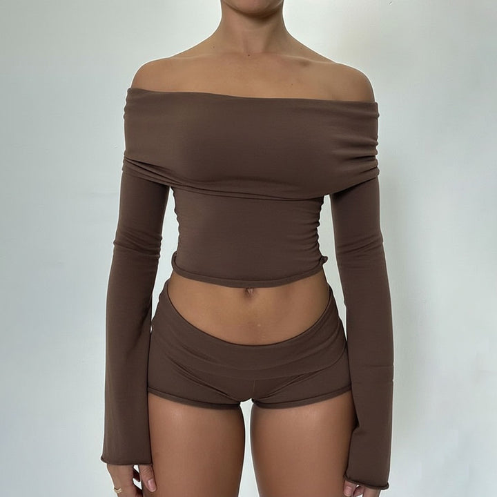 Women's Off-Shoulder Lounge Set with Long Sleeve Crop Top and High Waist Shorts made of Stretch Jersey Mune Fashion
