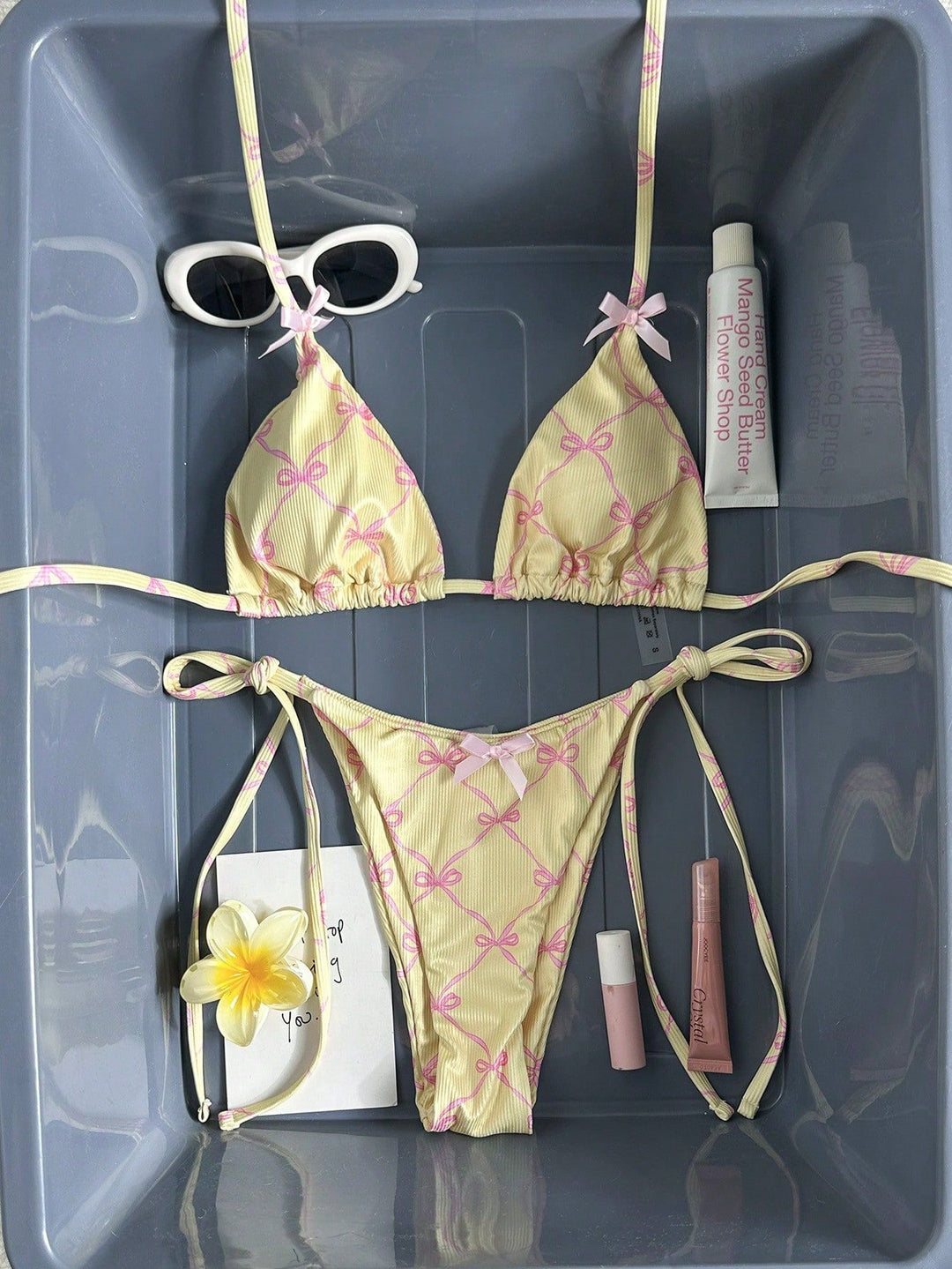 Women's Triangle Bikini with Delicate Bow Details Mune Fashion