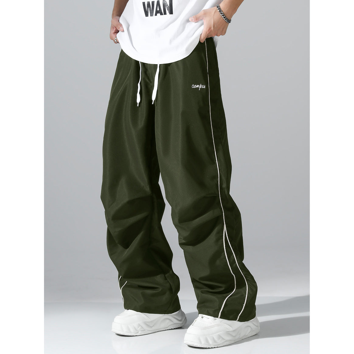 Men Comfortable Leisure and Sports Pants with Elastic Waistband and Side Pockets Mune Fashion