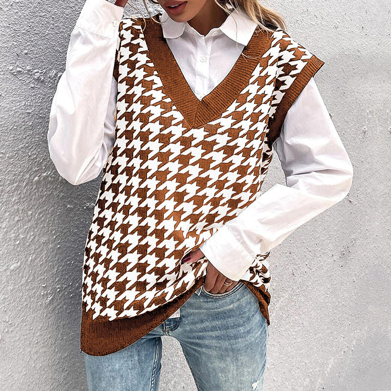 Ladies Oversize Knit Vest with Houndstooth Pattern and Deep V-Neck Mune Fashion