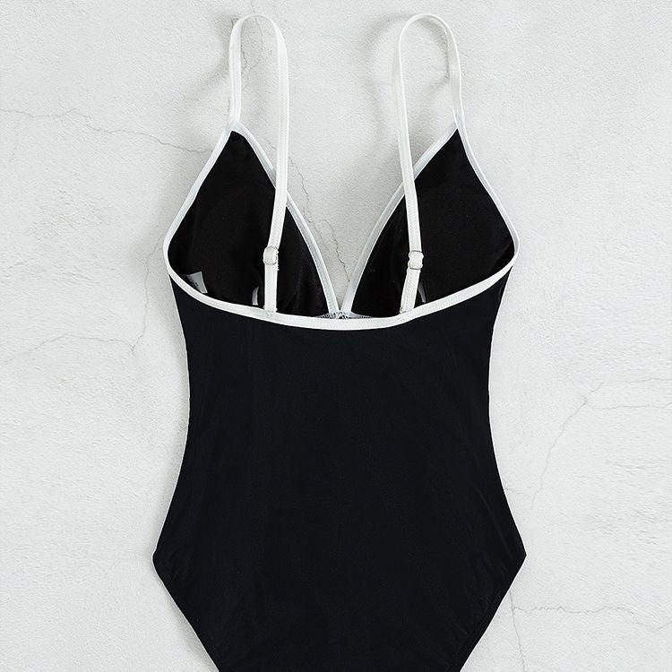 Women's elegant swimsuit with contrast seams Mune Fashion