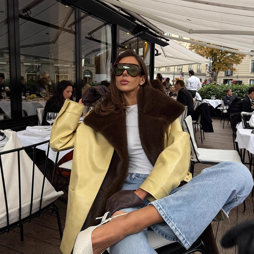 Women Elegant Oversize Coat made of Suede Look with Voluminous Faux Fur Shawl Collar Mune Fashion