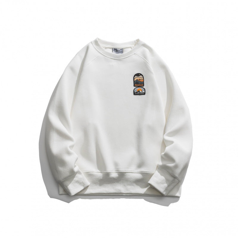 Unisex Oversize Sweatshirt with raglan sleeves and mountain patch Mune Fashion
