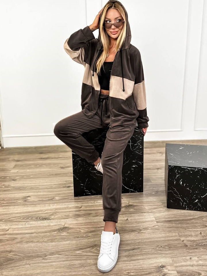 Women's cozy velour two-piece tracksuit with zip hood and high-cut jogger Mune Fashion