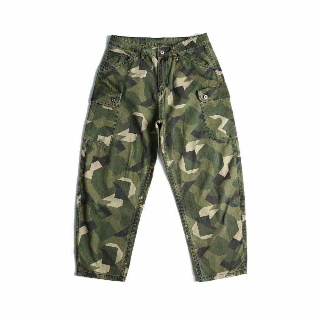 Men's Cargo Pants with Camouflage Print Mune Fashion