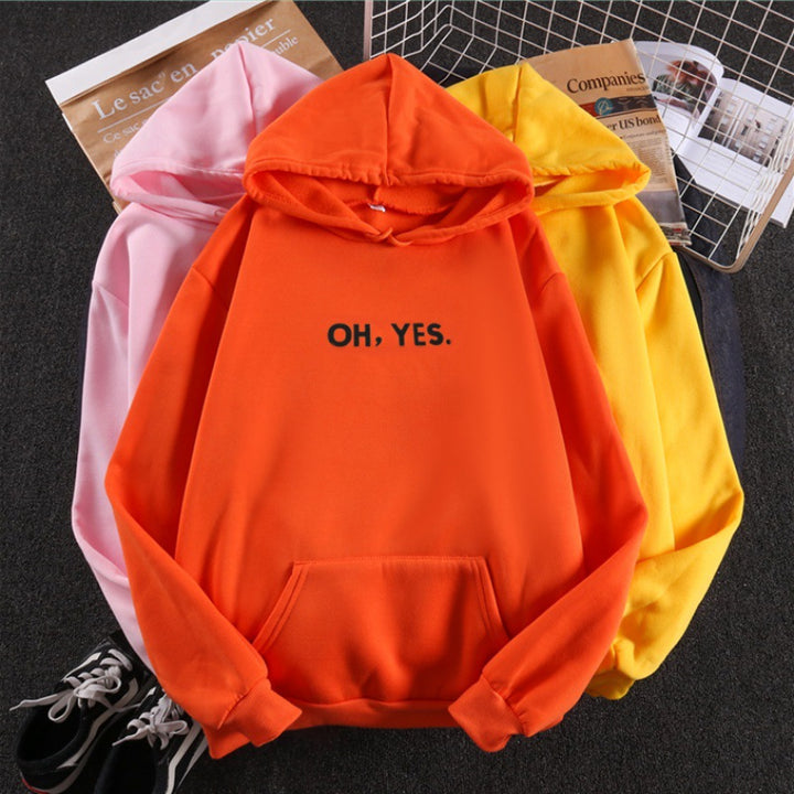 Women's hoodie with soft inner lining, kangaroo pocket, and subtle front print Mune Fashion