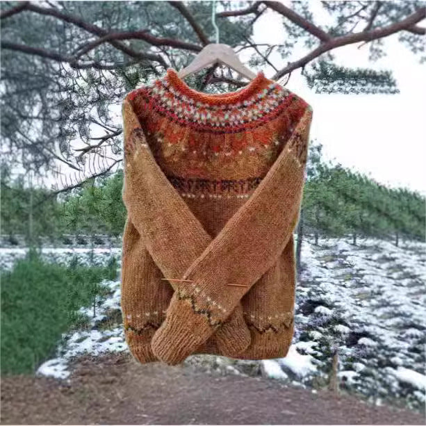 Women's Norwegian sweater made of wool blend with round neck and traditional Fair Isle yoke Mune Fashion