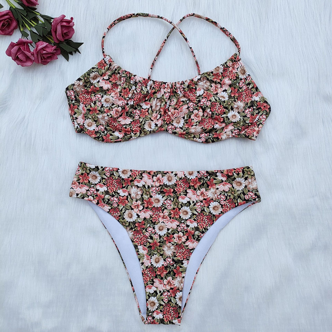 Women's Floral Bikini Set with Playful Design Mune Fashion