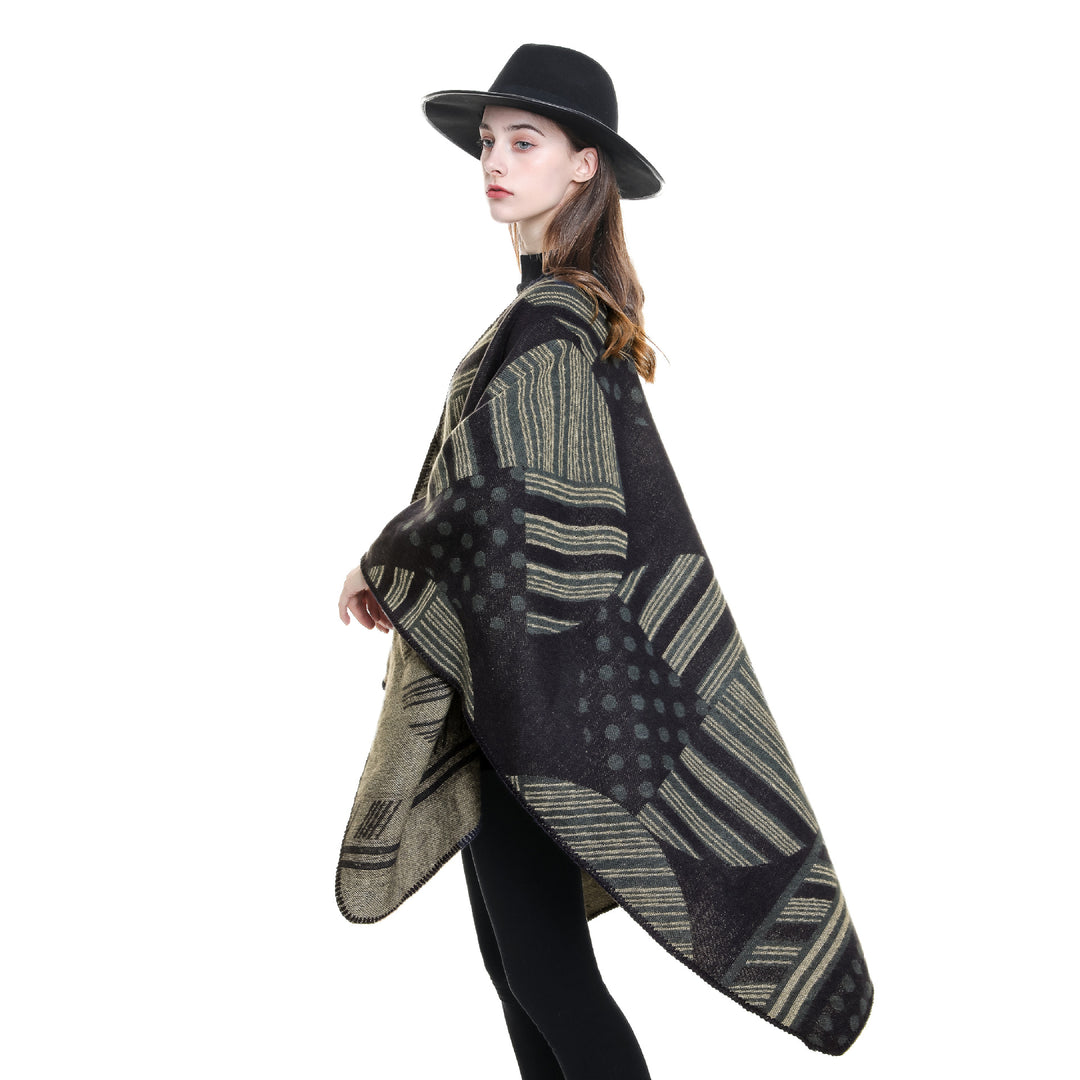 Ladies Jacquard Ruana with graphic pattern and overlock edge Mune Fashion