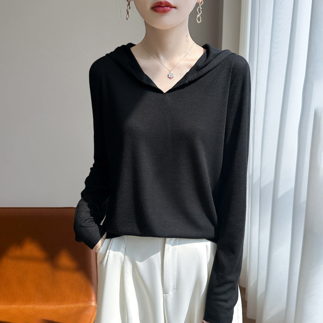 Women Light Hoodie with V-neck and Fine Jersey Mune Fashion