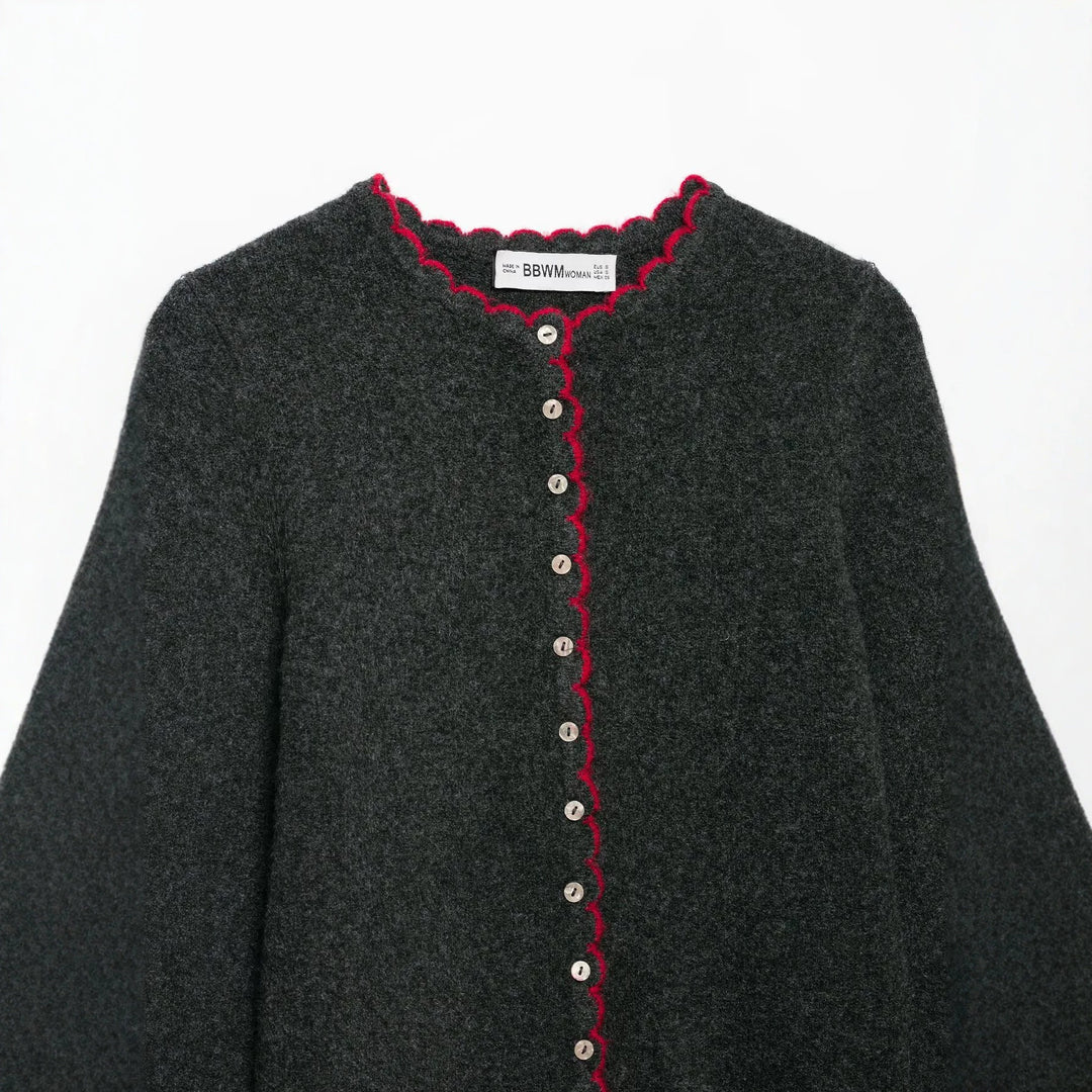 Ladies fine knit cardigan with shell edge and mother-of-pearl buttons Mune Fashion
