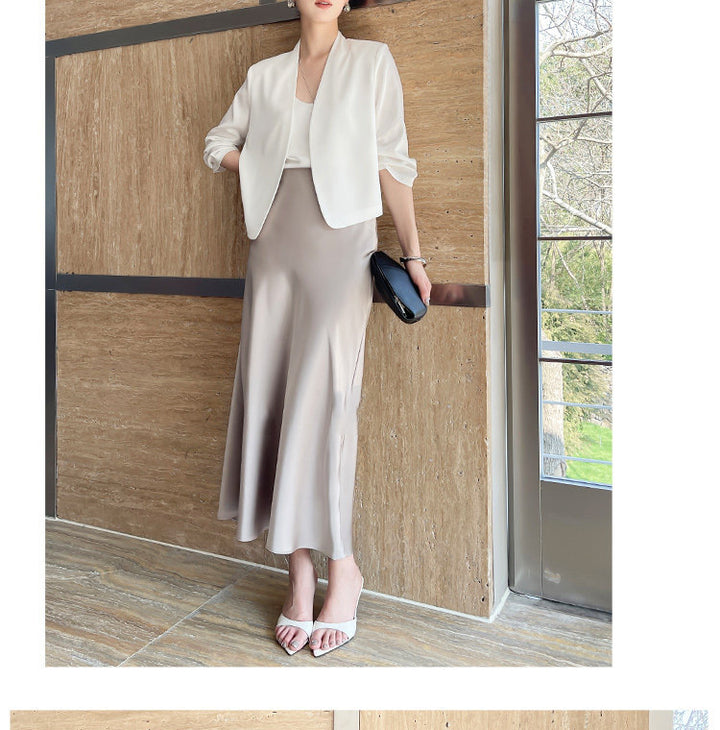 Women Elegant and flowy Midi Skirt Drune