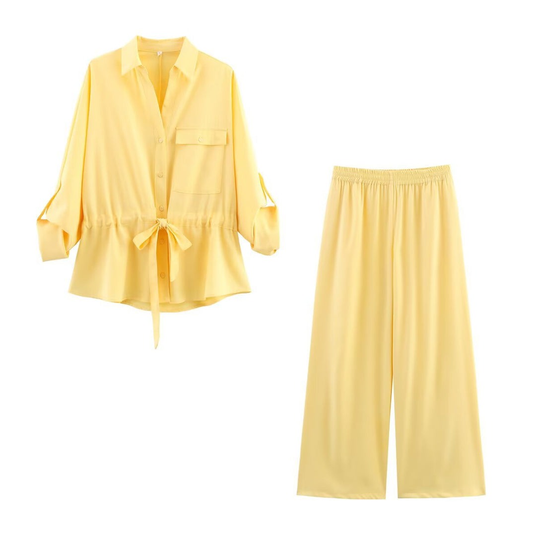 Ladies wide palazzo pants with elastic waistband and flowing leg width Mune Fashion