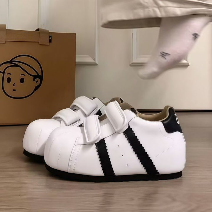 Women Comfortable Sneakers with Double Velcro Closure and Sporty Design Mune Fashion