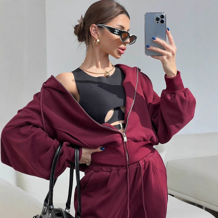 Ladies Two-Piece Loungewear Set with Short Zip Hoodie and High-Waisted Wide Jogging Pants Mune Fashion