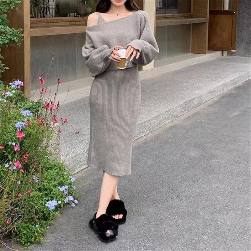 Women's Elegant Knit Dress with V-Neck and Matching Cardigan Mune Fashion