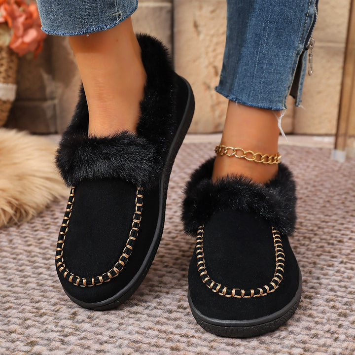 Women Padded Moccasin Slippers with Faux Fur Trim and Decorative Stitching Mune Fashion