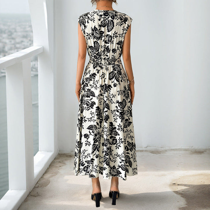 Women's Flowing Midi Dress with V-Neck, Gathered Waist and Jacquard Structure Mune Fashion