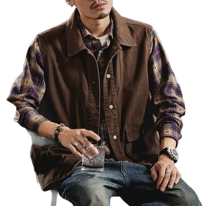 Men's utility vest with corduroy collar, snap button closure, and patch flap pockets Mune Fashion