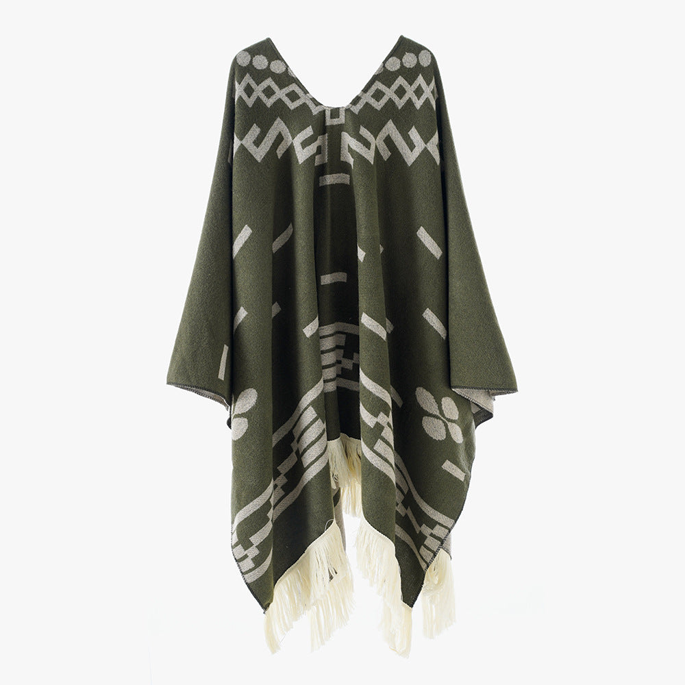 Women's Oversize Poncho in Boho Style with V-neck, Jacquard Pattern and Long Fringes Mune Fashion