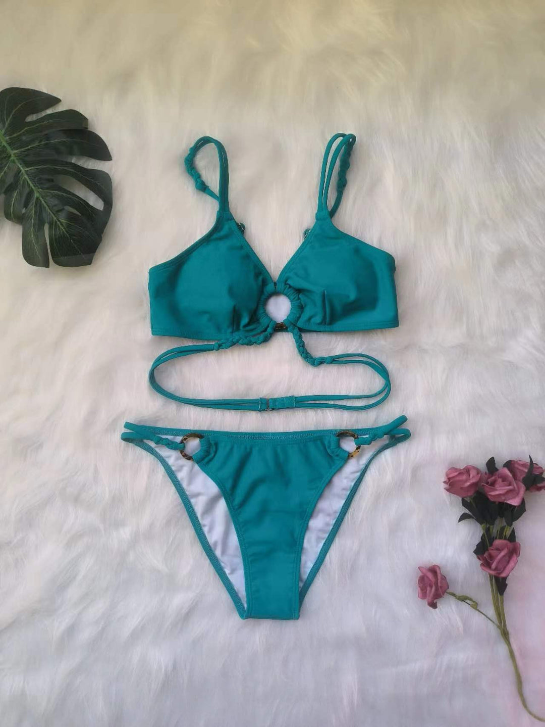 Women's triangle bikini with creative knot details Mune Fashion