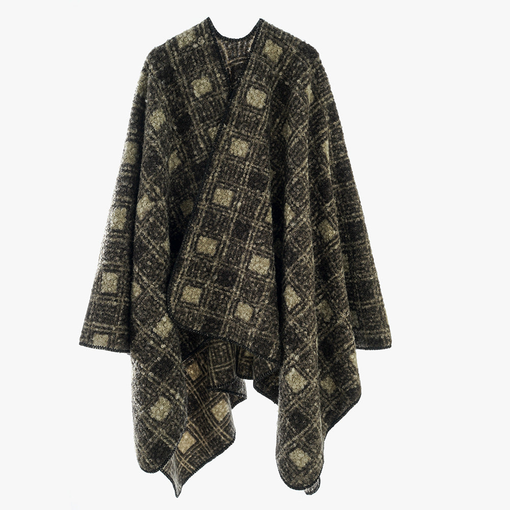 Women's Structured Wool Blend Poncho in Ruana Cut with Boxy Silhouette and Checked Jacquard Pattern
