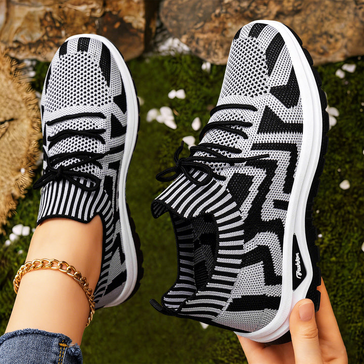 ladies knitted sock sneaker with jacquard pattern, elastic shaft, integrated lacing and shock-absorbing profile sole Mune Fashion