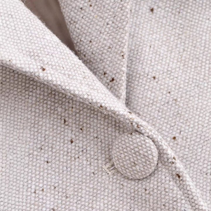 Women Tailored Bouclé Blazer with Princess Seams and Hidden Button Placket Mune Fashion