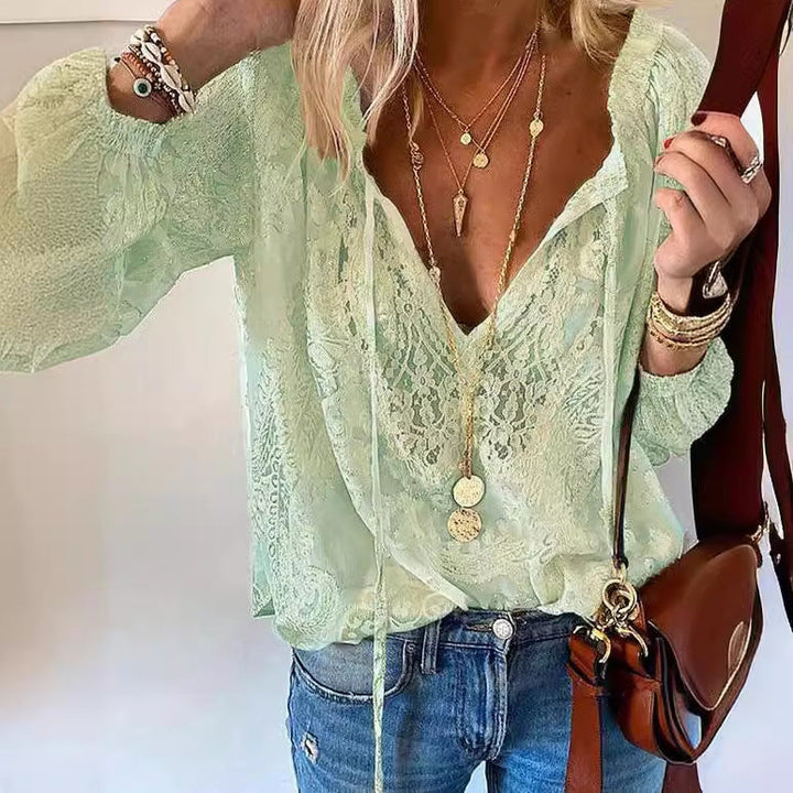 Ladies Elegant and Feminine Blouse with V-Neck and Lace Accents Mune