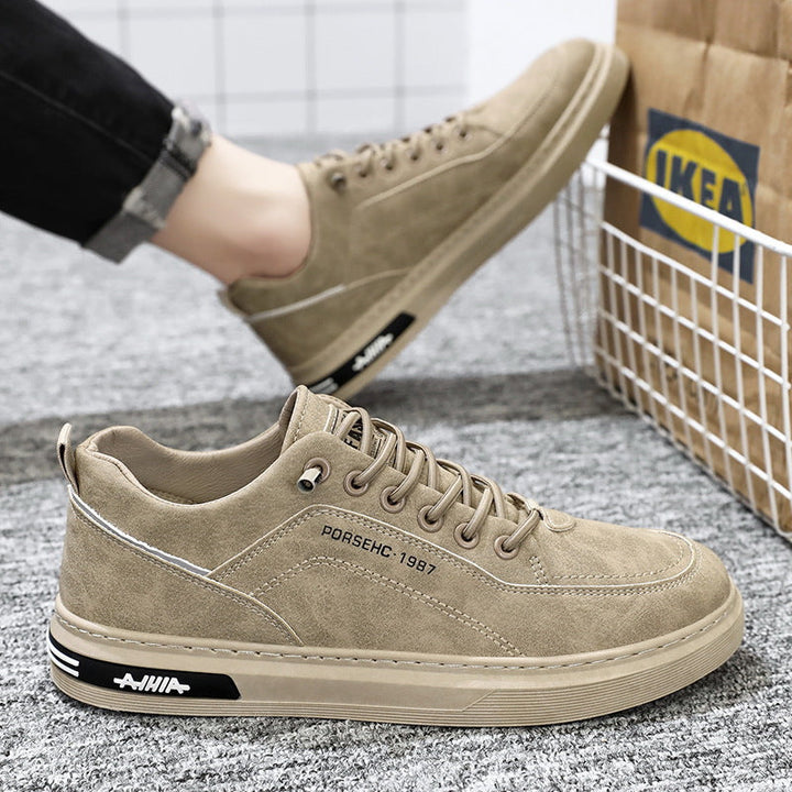 Women's sporty sneakers with non-slip sole and padded insole Mune Fashion