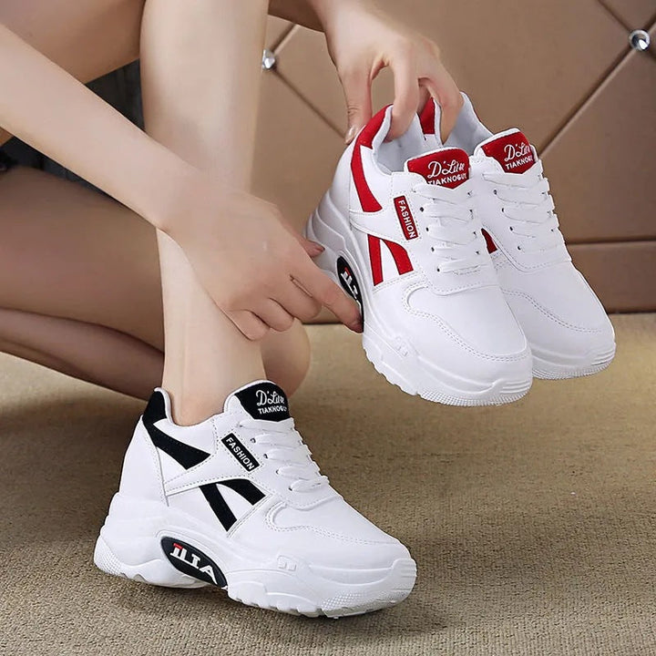 Women's sporty sneakers with high cushioning and ergonomic design Mune Fashion