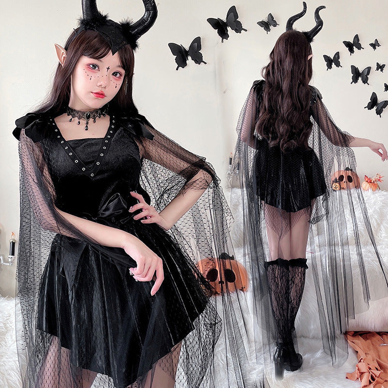 Women's seductive Halloween costume with transparent tulle and delicate details Mune Fashion