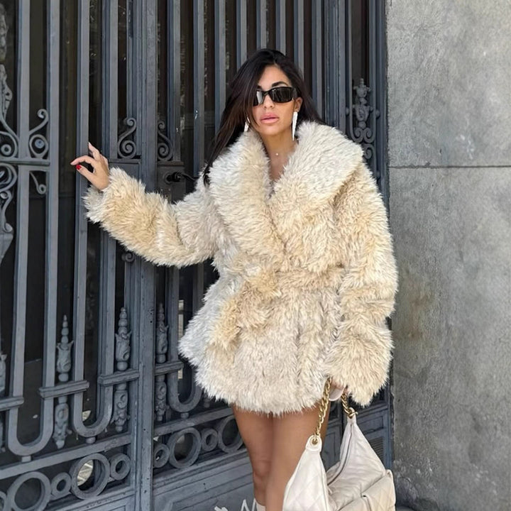 Women Short Cozy Faux Fur Coat with Waist Belt and Voluminous Shawl Collar Mune Fashion