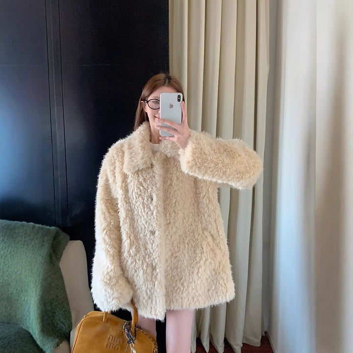 Women's Oversized Faux Fur Coat with Teddy Look, Stand Collar and Pockets Mune Fashion