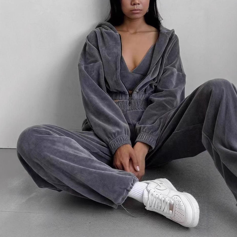 Women's fashionable and comfortable leisure set
