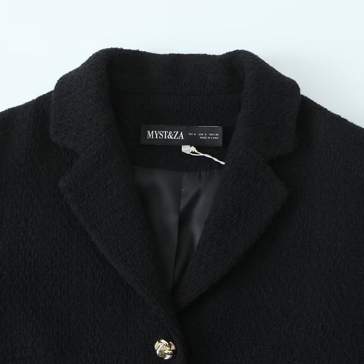 Women's nan kastiger Bouclé blazer with golden rose buttons and lined patch pockets Mune Fashion